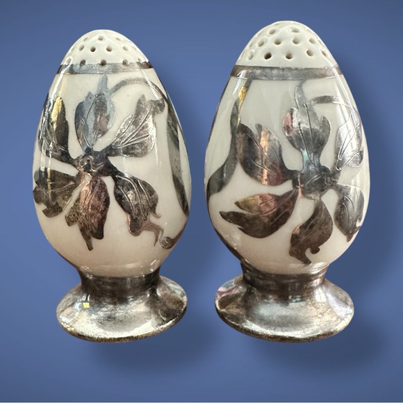 Source Unknown Other - Vintage Porcelain White Silver Floral Salt Pepper Shakers